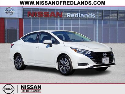 New 2025 Nissan Versa SV w/ Trunk Package