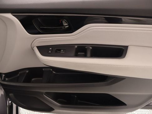 Used 2024 Honda Odyssey Touring image 18