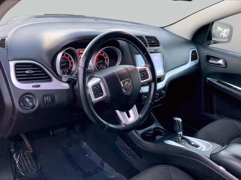 Used 2013 Dodge Journey SXT w/ Flexible Seating Group FWD image 16