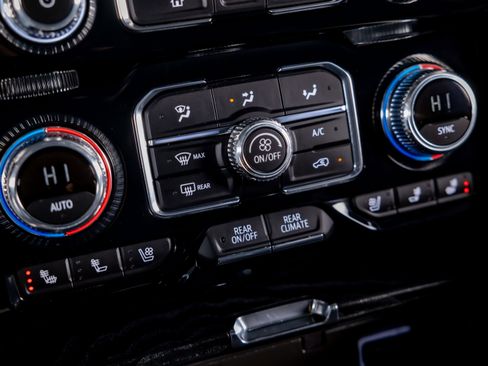 Used 2024 GMC Yukon XL Denali w/ Max Trailering Package image 21