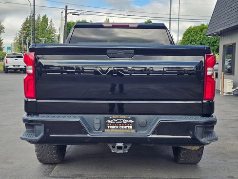 Used 2020 Chevrolet Silverado 1500 RST w/ RST Value Package AWD/4WD image 4