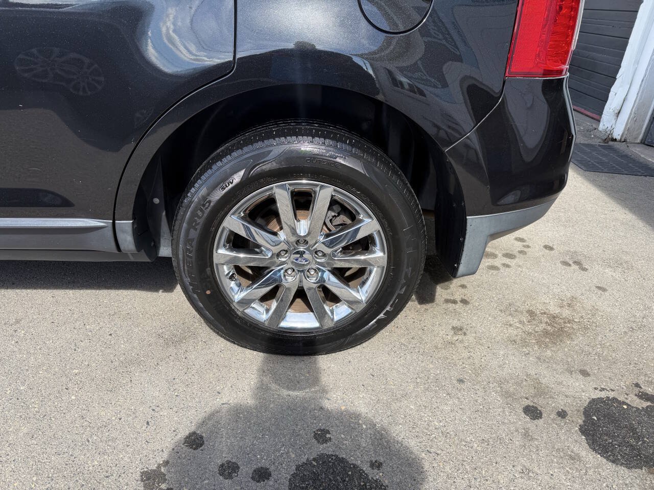 Used 2013 Ford Edge SEL AWD/4WD image 17