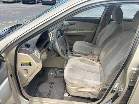 Used 2008 Kia Optima LX FWD image 9