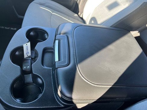 Used 2024 RAM 2500 Big Horn w/ Bed Utility Group image 39