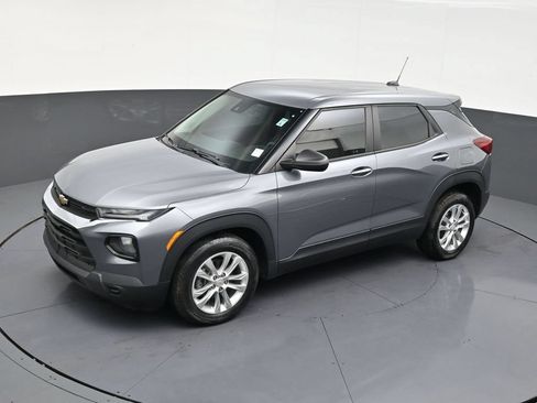 Used 2022 Chevrolet TrailBlazer LS FWD image 9