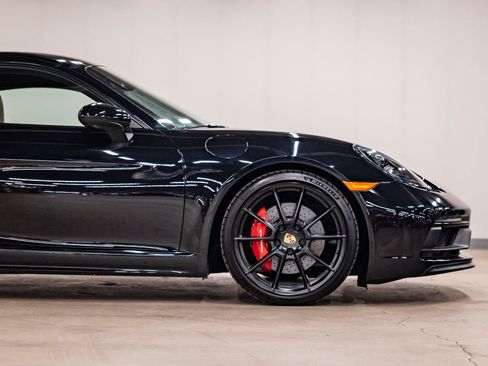 Used 2024 Porsche 718 Cayman GTS RWD image 34