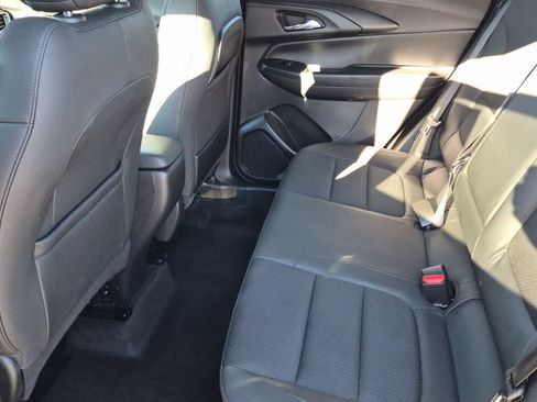 Used 2023 Chevrolet TrailBlazer RS FWD image 29