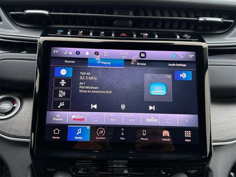 Used 2023 Jeep Grand Cherokee 4WD 4xe image 14