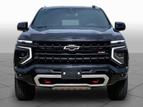 Used 2026 Chevrolet Tahoe Z71 w/ Comfort Package AWD/4WD image 4