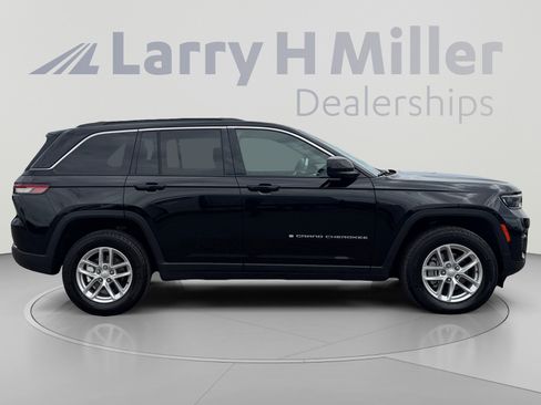 Used 2024 Jeep Grand Cherokee Laredo X RWD image 6