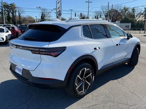 New 2026 Chevrolet Equinox EV LT image 4