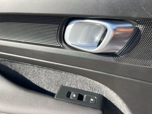 New 2025 Volvo XC40 B5 Core w/ Protection Package Premier image 25