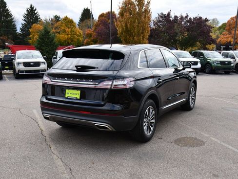 Used 2022 Lincoln Nautilus AWD w/ Premium Package image 6