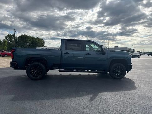 New 2026 Chevrolet Silverado 2500 LT w/ Trail Boss Package AWD/4WD image 9