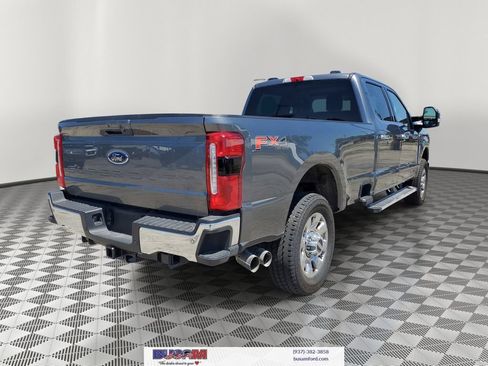 Certified 2025 Ford F250 Lariat w/ Chrome Package AWD/4WD image 4
