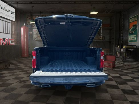 Certified 2022 Chevrolet Silverado 1500 RST AWD/4WD image 26