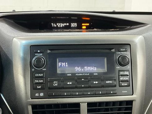 Used 2011 Subaru Impreza 2.5i Premium w/ PWR Moonroof Value Pkg image 15