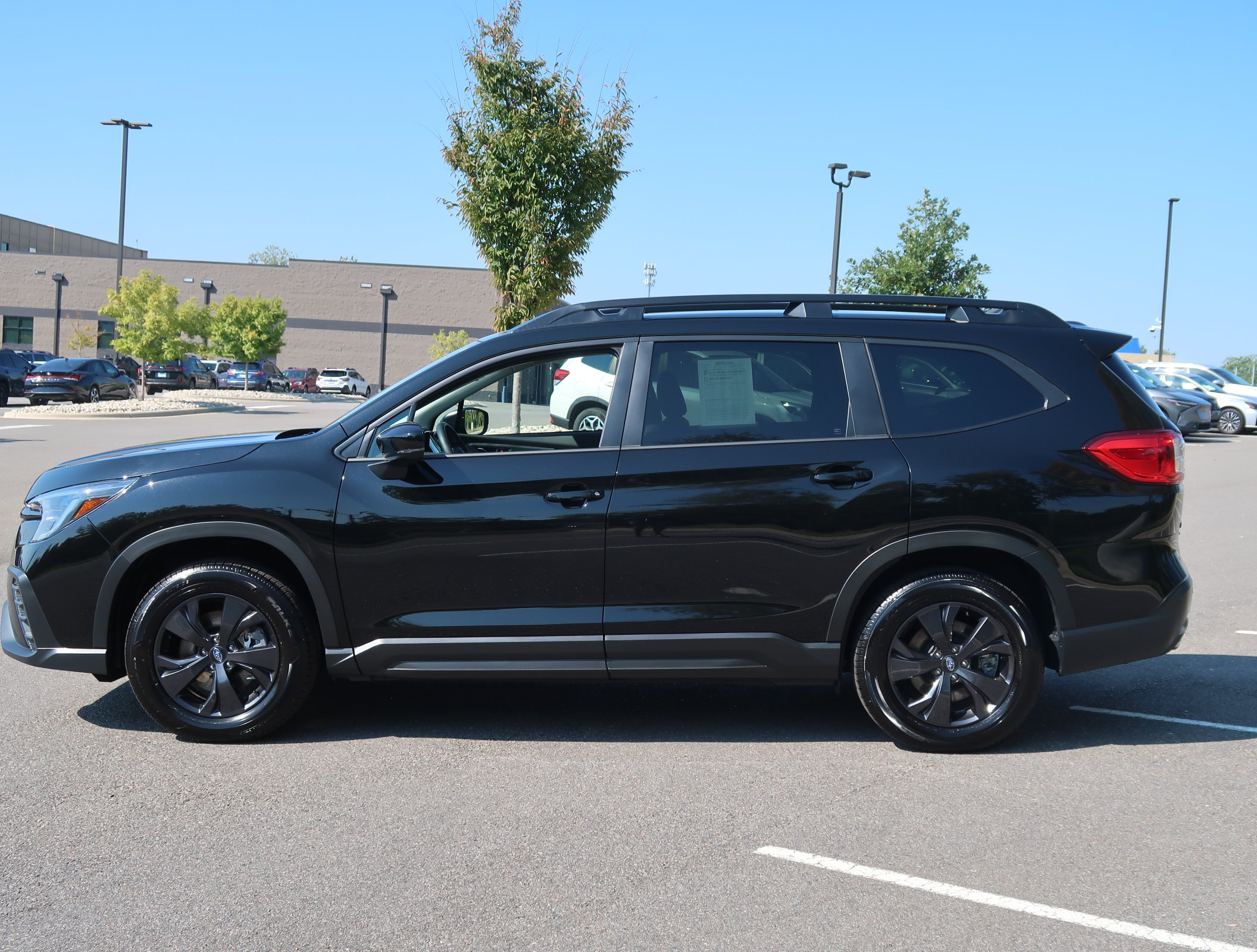 Certified 2026 Subaru Ascent Premium w/ Popular Package #2 AWD/4WD image 5