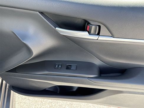 Used 2023 Toyota Camry SE image 45