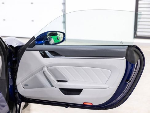 Used 2021 Porsche 911 Turbo S image 27