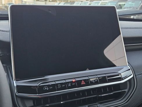 New 2026 Jeep Compass Limited w/ Sun, Sound & Navigation Group image 17