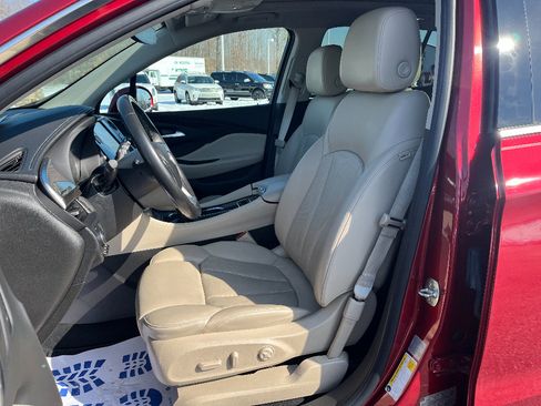 Used 2020 Buick Envision Premium w/ Driver Confidence Package image 38