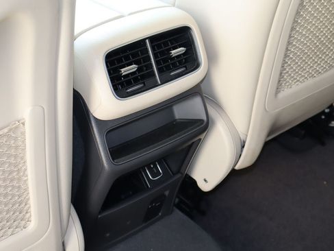 Used 2020 Mercedes-Benz GLE 350 image 18