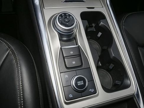 Used 2023 Ford Explorer XLT w/ Equipment Group 202A image 29