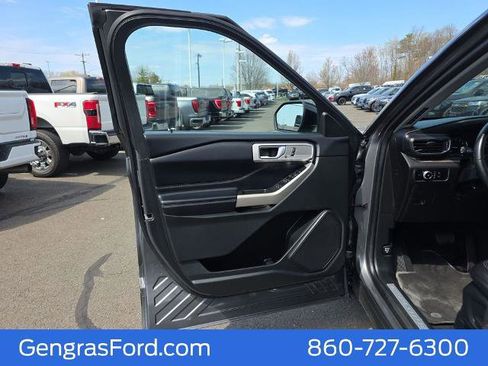Certified 2023 Ford Explorer Limited AWD/4WD image 18