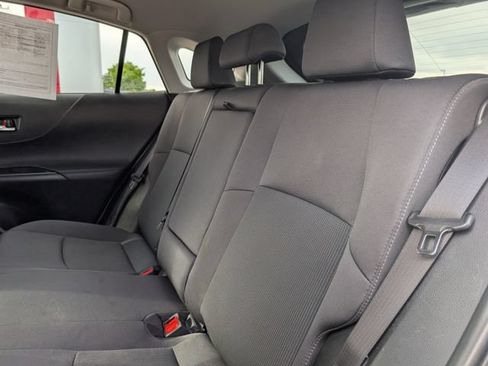 Used 2024 Toyota Venza LE AWD/4WD image 8