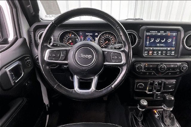 Used 2021 Jeep Wrangler Unlimited Sahara AWD/4WD image 5
