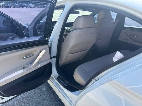 Used 2011 BMW 528i Sedan RWD image 16