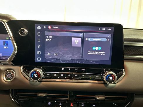 Used 2024 GMC Canyon Elevation w/ Convenience Package image 17