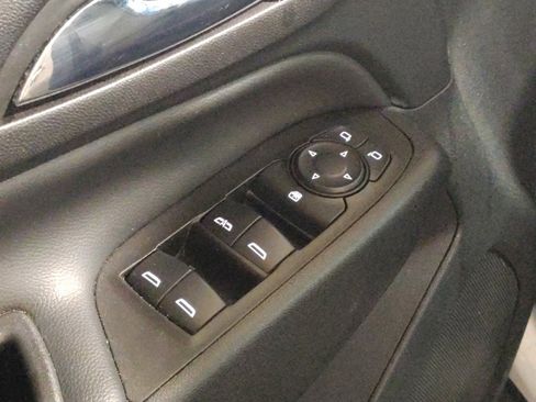 Used 2023 Chevrolet Equinox LT image 27