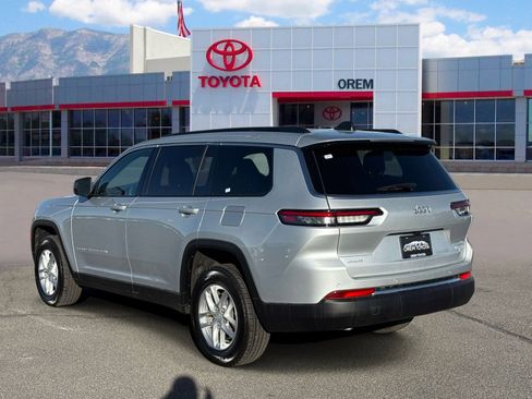 Used 2025 Jeep Grand Cherokee L Laredo w/ Trailer Tow Package AWD/4WD image 5