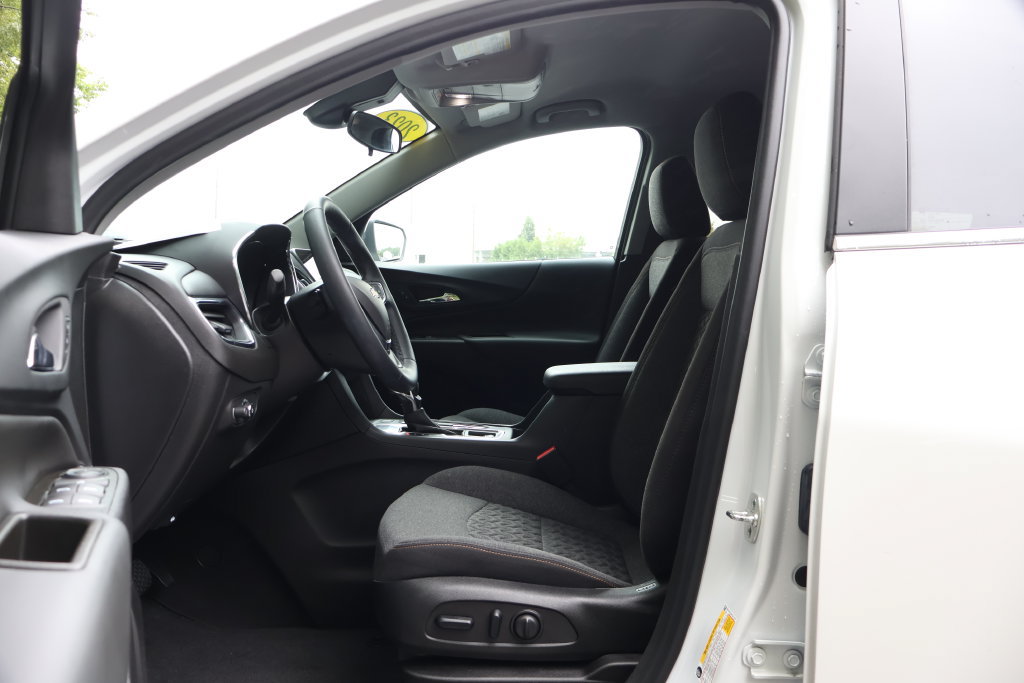 Certified 2023 Chevrolet Equinox LT FWD image 35