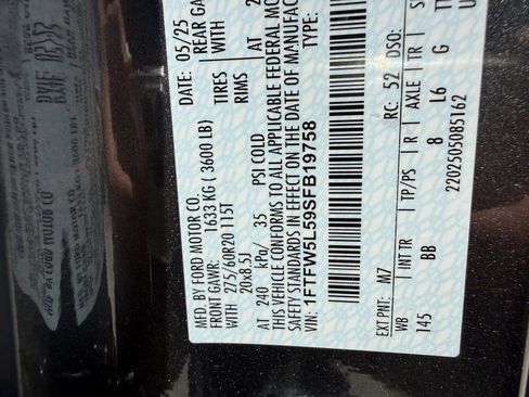 Used 2025 Ford F150 Lariat w/ Equipment Group 502A High AWD/4WD image 37