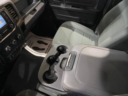 Used 2018 RAM 1500 Express w/ Express Value Package AWD/4WD image 15