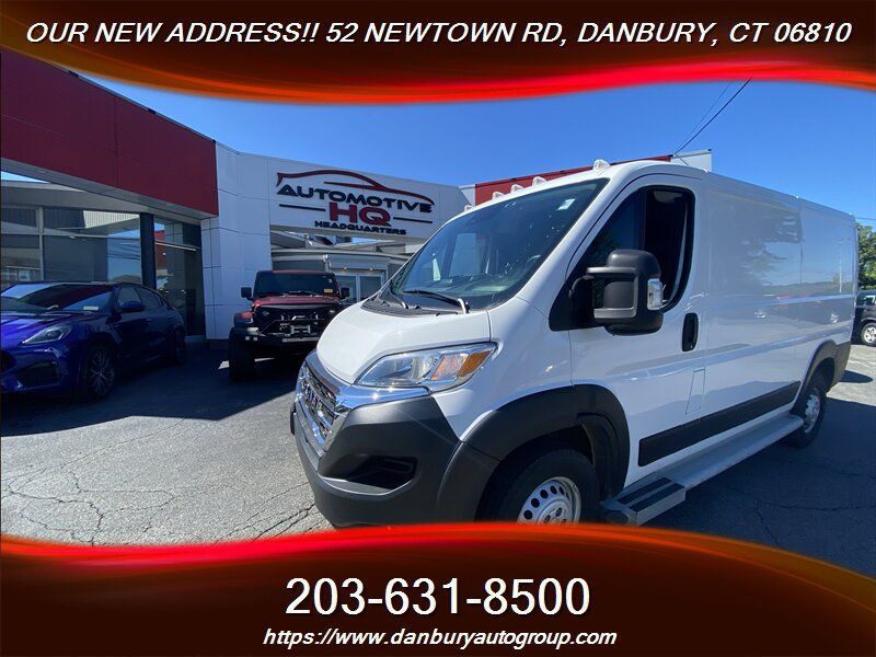 Used 2025 RAM ProMaster 2500 w/ U-Haul Equipment Group FWD image 3