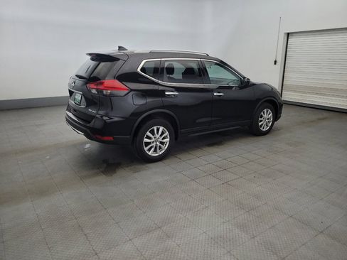 Used 2017 Nissan Rogue SV AWD/4WD image 10