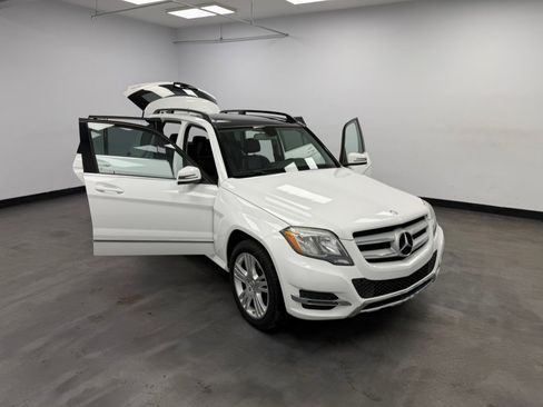 Used 2015 Mercedes-Benz GLK 350 4MATIC 4dr GLK350 image 28