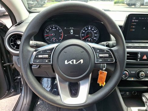 Used 2023 Kia Forte LXS FWD image 18