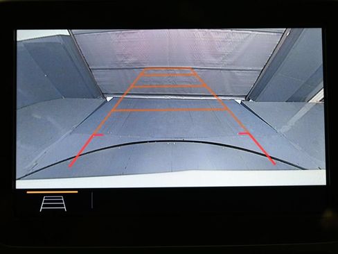 Used 2019 Chevrolet Equinox Premier AWD/4WD image 11