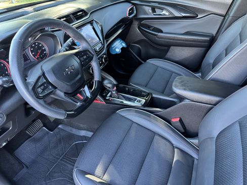 Certified 2023 Chevrolet TrailBlazer RS w/ Sun and Liftgate Package image 9