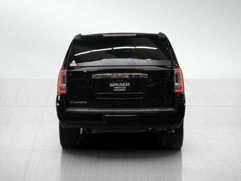 Used 2017 GMC Yukon Denali w/ Open Road Package image 4