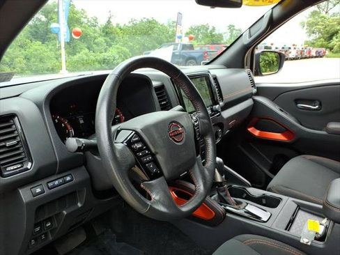 Used 2024 Nissan Frontier PRO-4X w/ Off-Road Protection Package AWD/4WD image 8