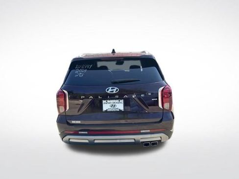 Used 2024 Hyundai Palisade Limited AWD/4WD image 4