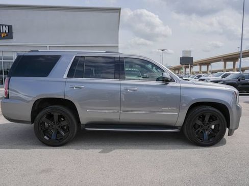 Used 2020 GMC Yukon Denali RWD image 4