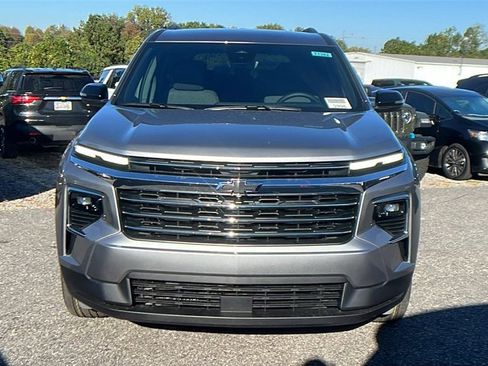 New 2026 Chevrolet Traverse LT w/ Driver Confidence Package image 2