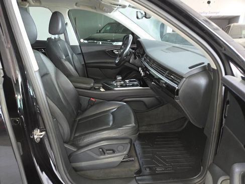 Used 2019 Audi Q7 3.0T Premium Plus AWD/4WD image 31